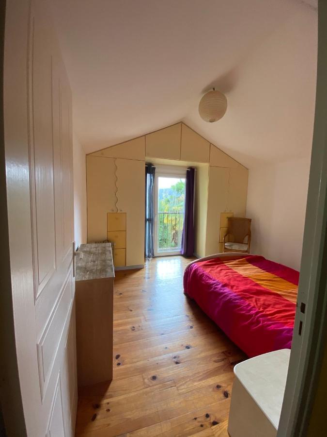 Maison Située Au Val De Baubère, Petite Vallée à Coté Du Village De Casa de Férias